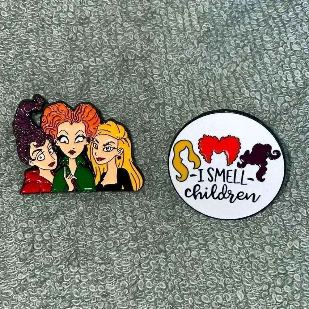 Hocus pocus hat scar/  pins ( I smell children)